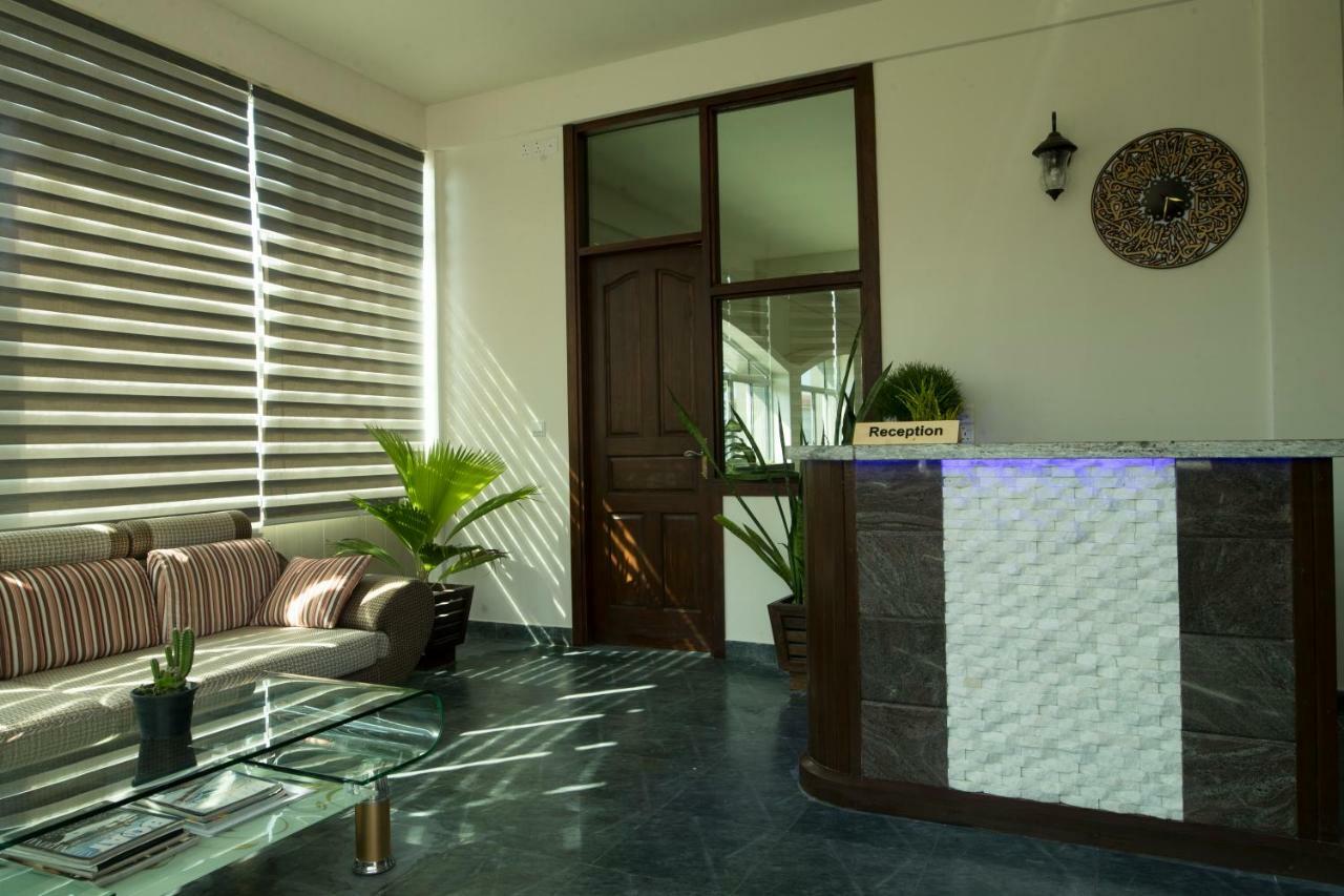 Global Residence Kaashidhoo Bagian luar foto