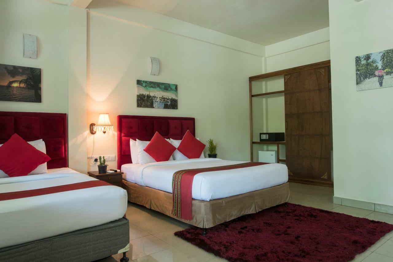 Global Residence Kaashidhoo Bagian luar foto