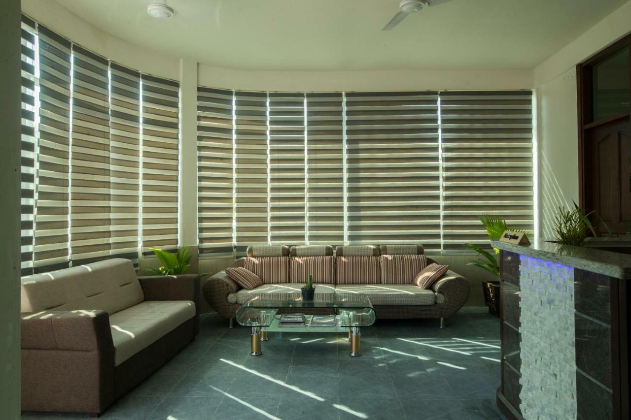 Global Residence Kaashidhoo Bagian luar foto