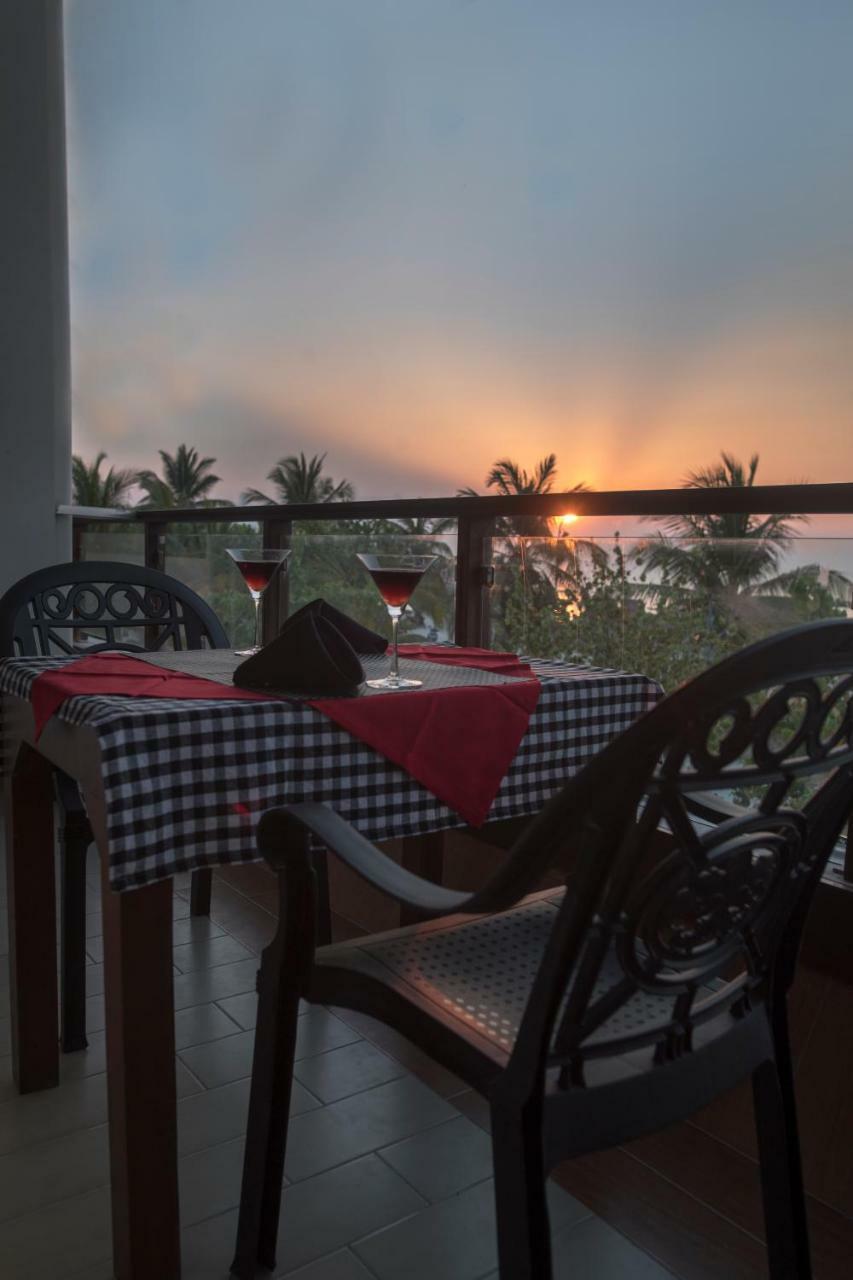 Global Residence Kaashidhoo Bagian luar foto